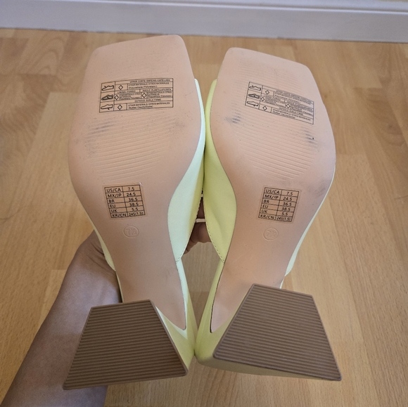 Yellow block square toe heels - Picture 4 of 7